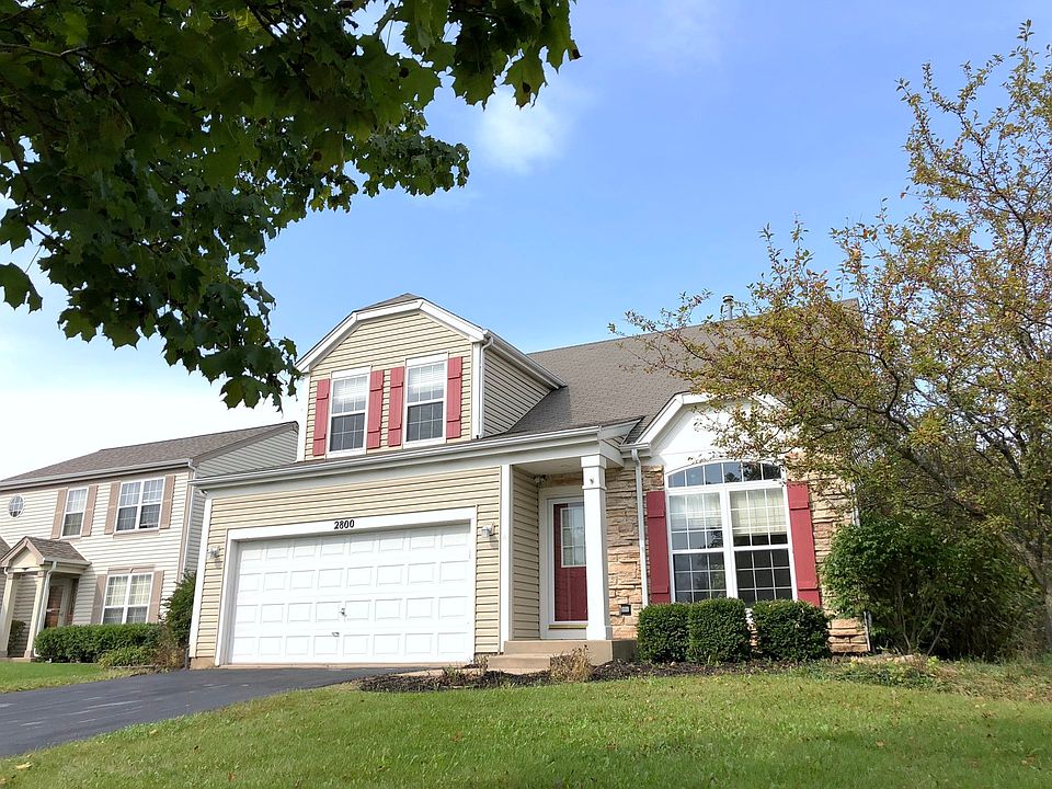 1st image of 2800 Forestview Dr