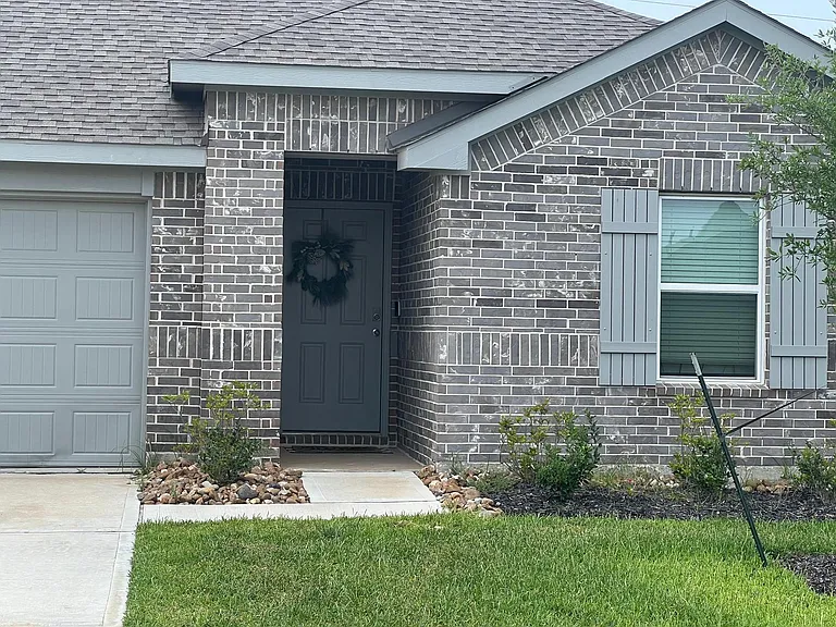 5017 Almond Terrace Dr — Photo 3