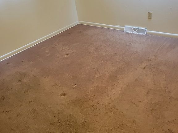 5th image of 8407 W 53rd St