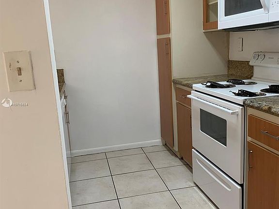 3rd image of 7125 NW 186th Street Cu #5B