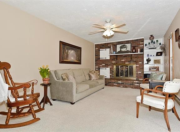 4th image of 3158 Arrow Rock Dr