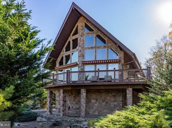 29 Blackhawk Blvd, Hazleton, PA 18202