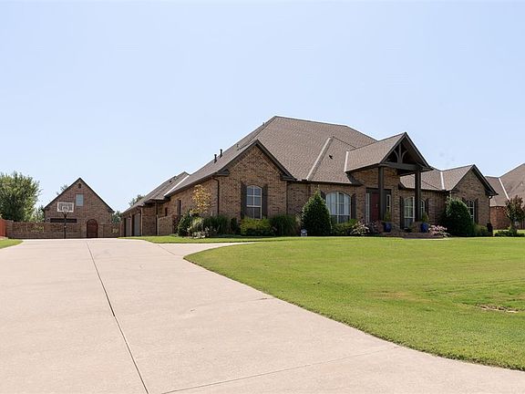 2nd image of 3800 Churchill Rd