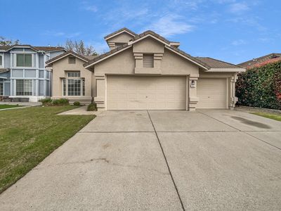9057 Chantal Way, Sacramento, CA, 95829
