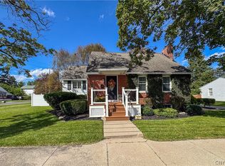 21 Willard St, Auburn, NY 13021