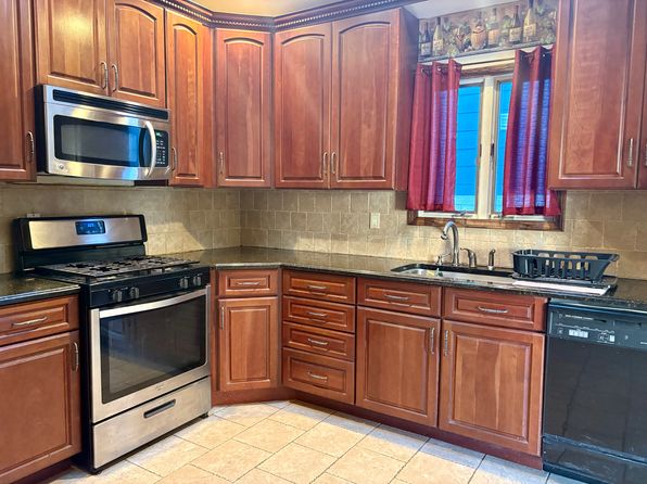 (undisclosed Address)