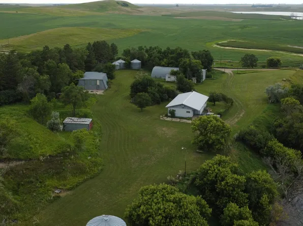 5092 58th St SE, Streeter, ND 58483