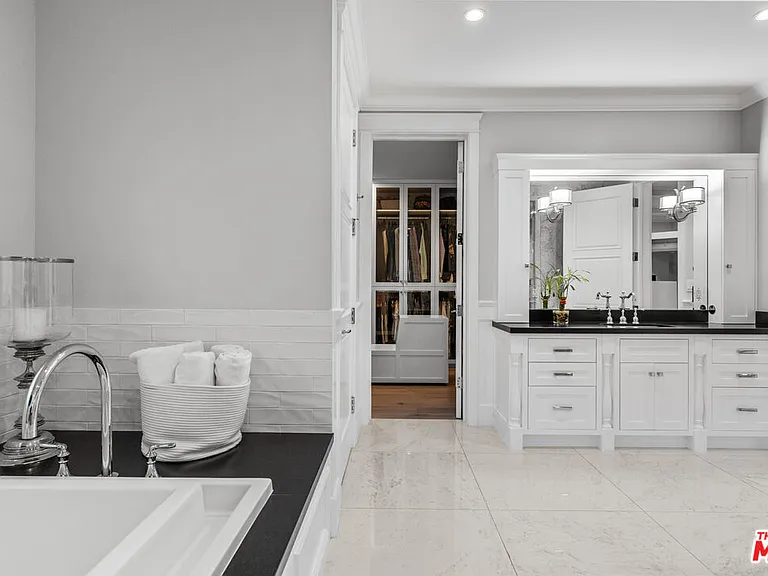 13836 Davana Ter — Photo 31