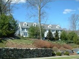14 Waltham Dr, Plainville, MA 02762