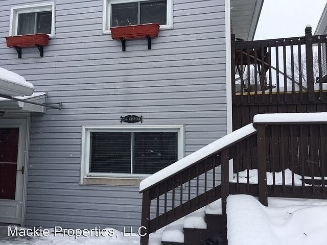 1st image of 203 1/2 W Oak St