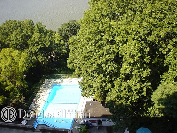 4th image of 2575 Palisade Ave APT 14G