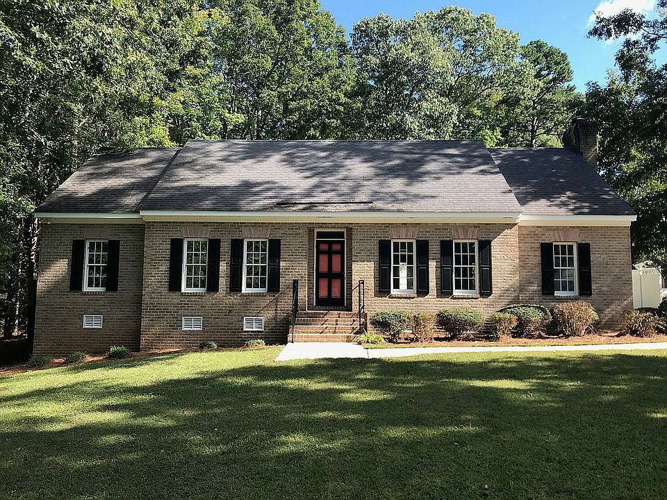 1st image of 3306 Windmere Dr