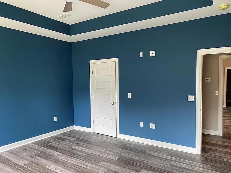 2552 Jordon Ave — Photo 5
