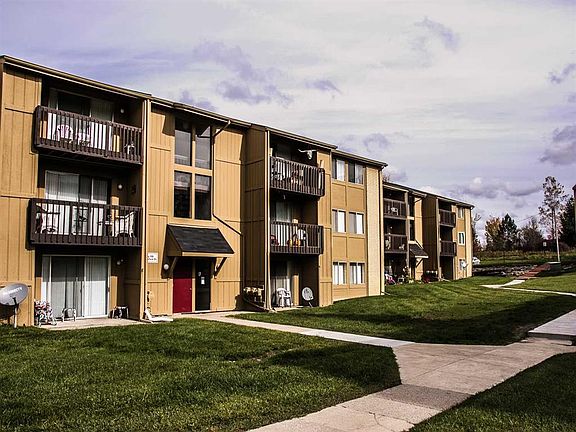 2nd image of 306 Milford Ct #1520