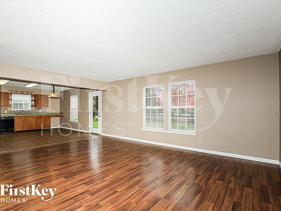 4th image of 10149 Apple Blossom Cir