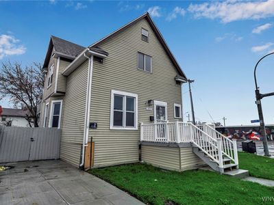 1523 Seneca St, Buffalo, NY, 14210