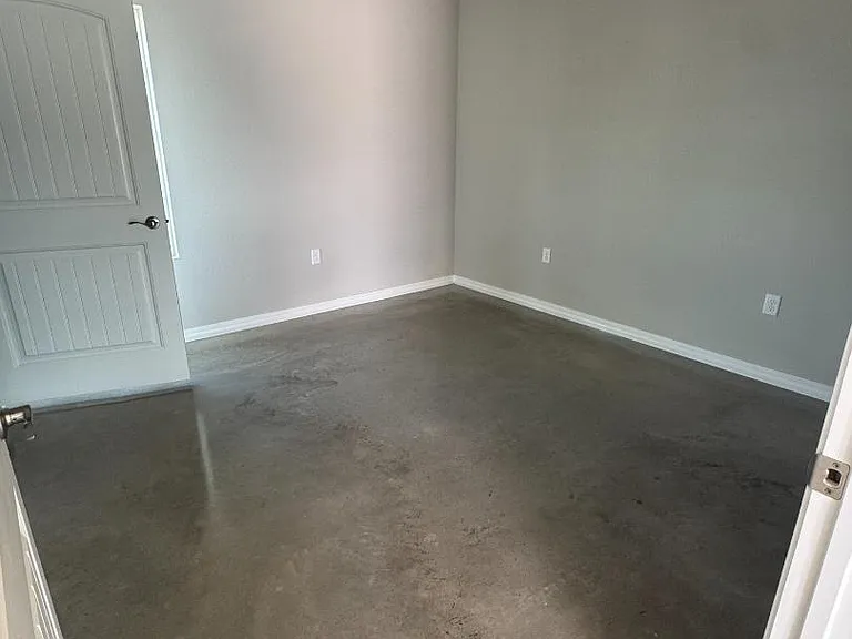 Unit Photo