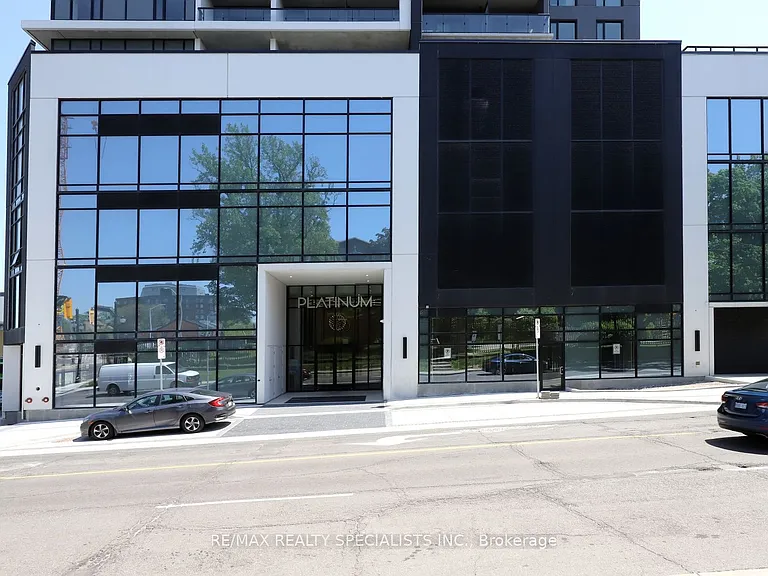 15 Queen St S #1101 — Photo 3