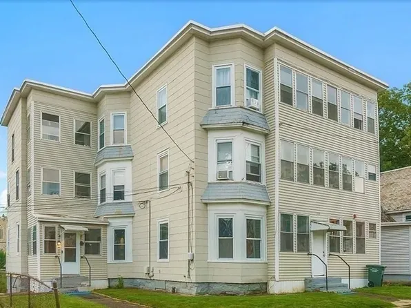 113 Spruce St, Leominster, MA 01453