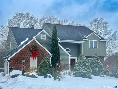 8 Whispering Pines Drive, Wallingford, CT, 06492