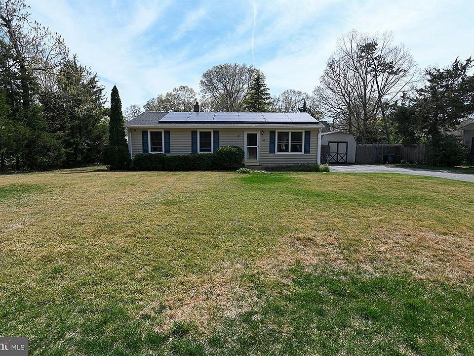 1st image of 141 Main Dr