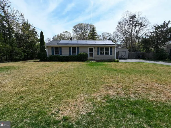 141 Main Dr, Millville, NJ 08332