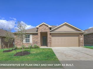 131 Sky Meadows Cir, San Marcos, TX 78666