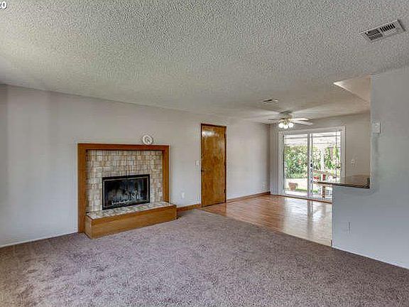 4th image of 6615 SE Madrona Dr