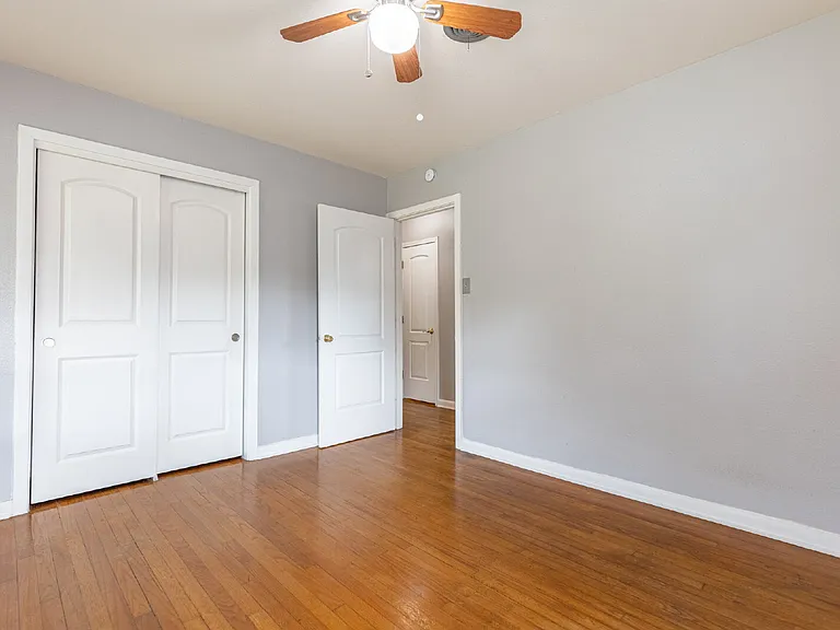 422 Sandalwood Ln — Photo 22