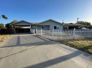 1285 Cling Cir, Hanford, CA 93230
