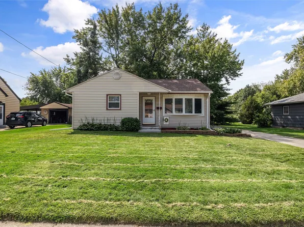 2725 Thompson Ave, Des Moines, IA 50317