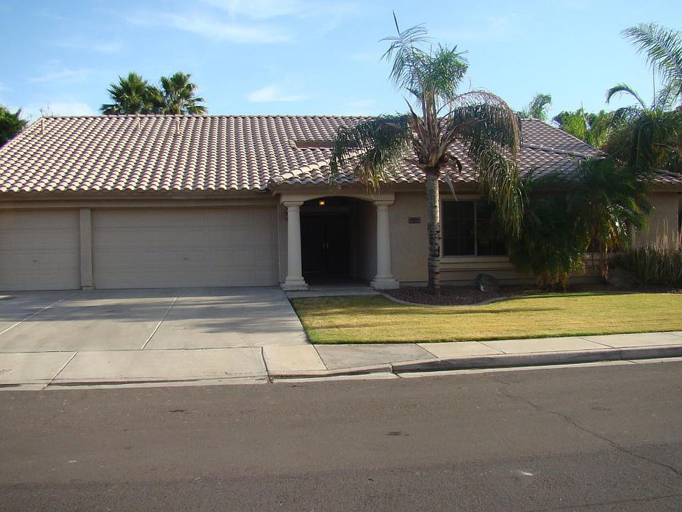 1st image of 1330 E Crescent Way