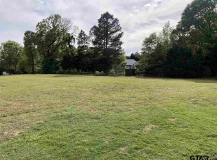 14523 Meadow Glen Rd, Lindale, TX 75771