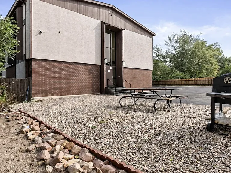 3611 E San Miguel St. — Photo 19