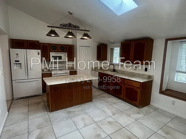 2942 N 2000 W — Photo 33