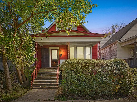 2nd image of 6551 S Oakley Ave