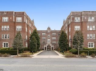 133 Summit Ave APT 45, Summit, NJ 07901