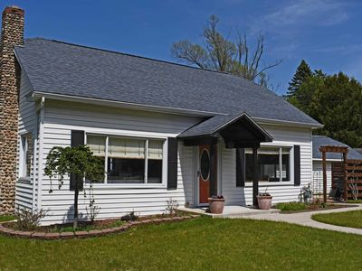 400 Bridge St, East Tawas, MI, 48730