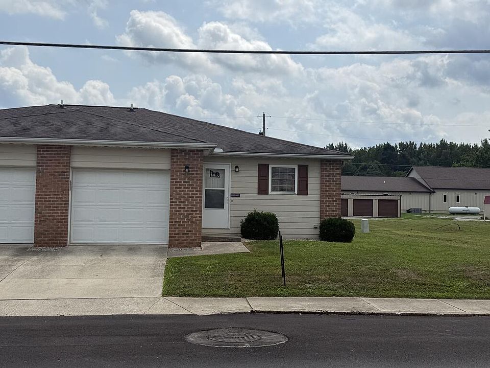 1st image of 4 Walnut St