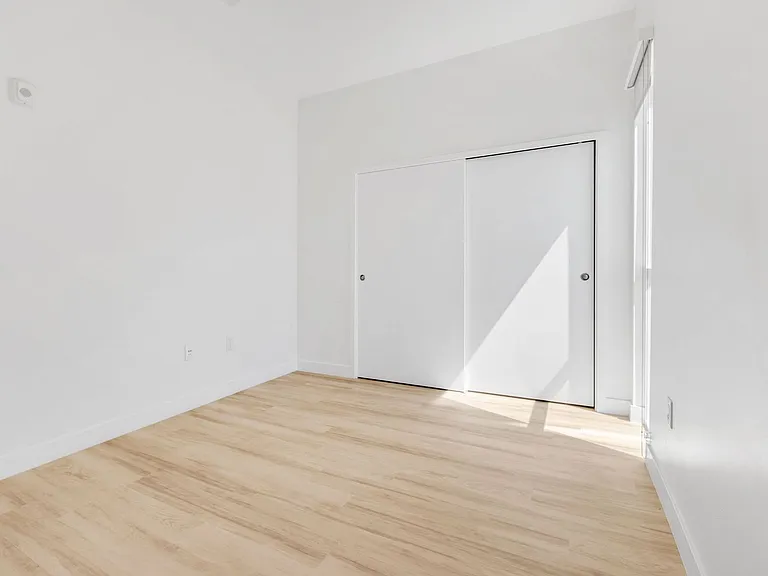 Uptown Lofts — Photo 27