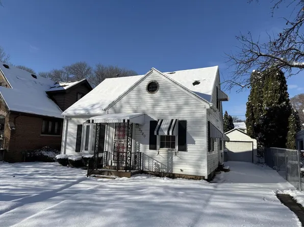 3720 W Roosevelt DRIVE, Milwaukee, WI 53216