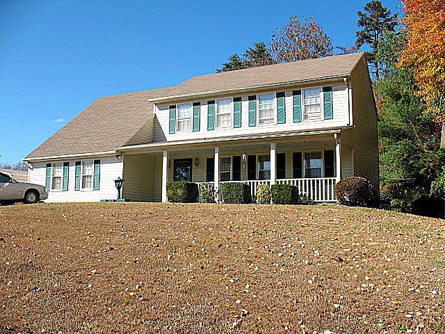 1st image of 3018 Finch Dr