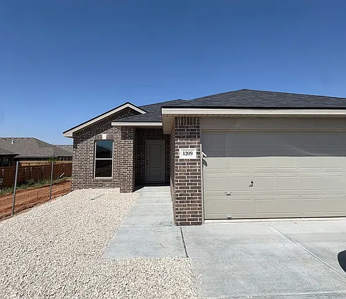 1209 Cottonwood Ave Photo 1