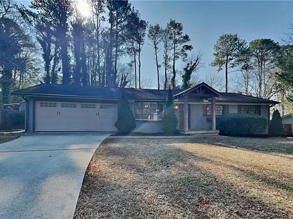 4656 Lincoln Way SW, Lilburn, GA 30047