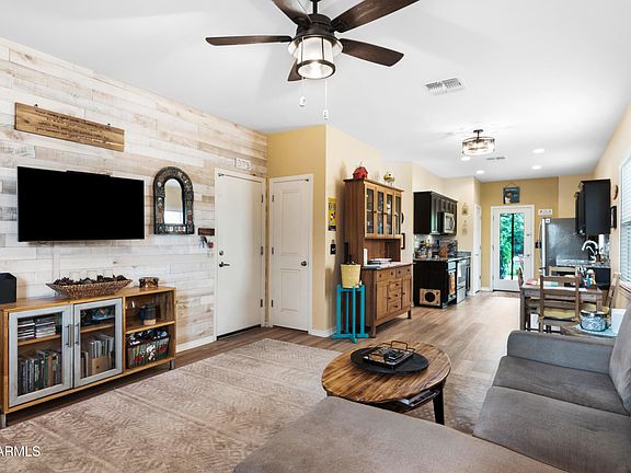 4th image of 2399 E SAN MIGUEL Drive