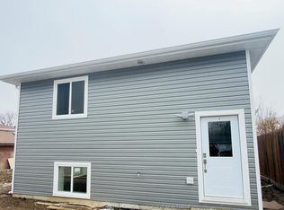 10063 Aspen Ln #C, Windsor, ON N8R 2B7