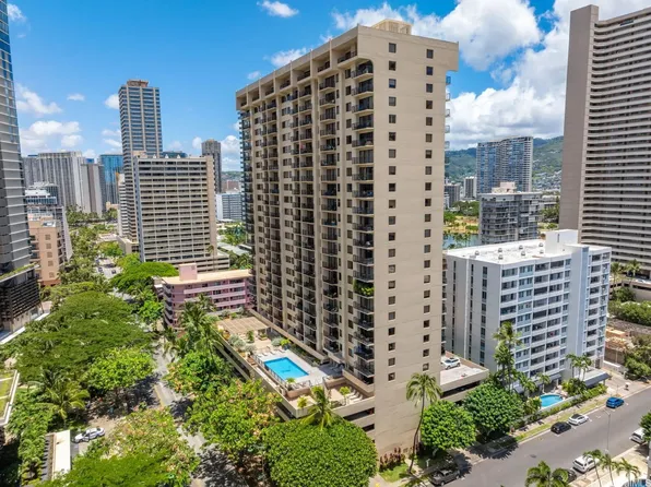 2140 Kuhio Ave APT 2004, Honolulu, HI 96815
