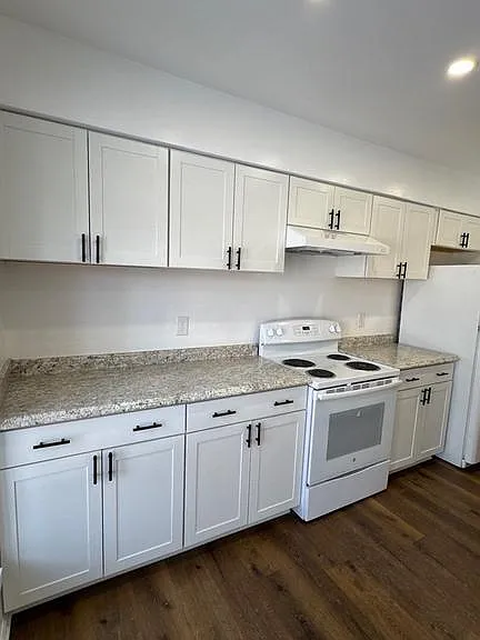 3837 Lansdale Ct #83 — Photo 4