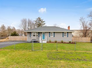 425 Macdonald Avenue, Bellport, NY 11713