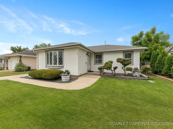 34 W Adams St, Villa Park, IL 60181